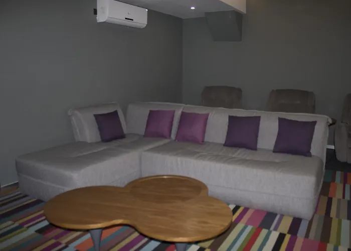 Klr The Apartahotel
